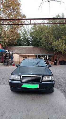 Mercedes C 240 1999, 225,000 km - 2.4 l - Ağcabədi