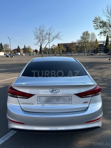 Hyundai Elantra 2016, 220,000 km - 1.6 l - Gəncə