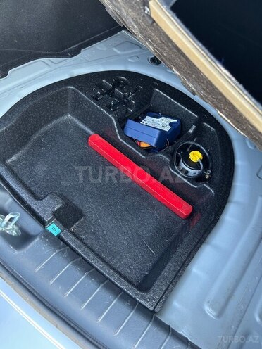 Hyundai Elantra 2016, 220,000 km - 1.6 l - Gəncə