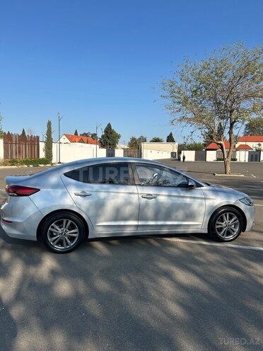 Hyundai Elantra 2016, 220,000 km - 1.6 l - Gəncə