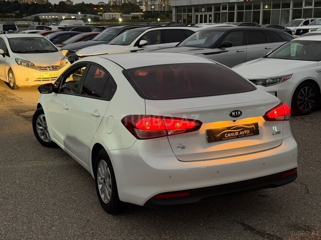 Kia Cerato 2017, 90,000 km - 1.6 л - Bakı