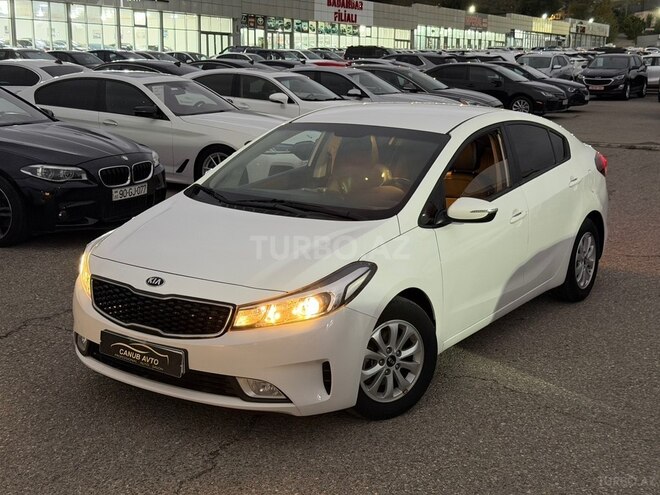Kia Cerato 2017, 90,000 km - 1.6 л - Bakı