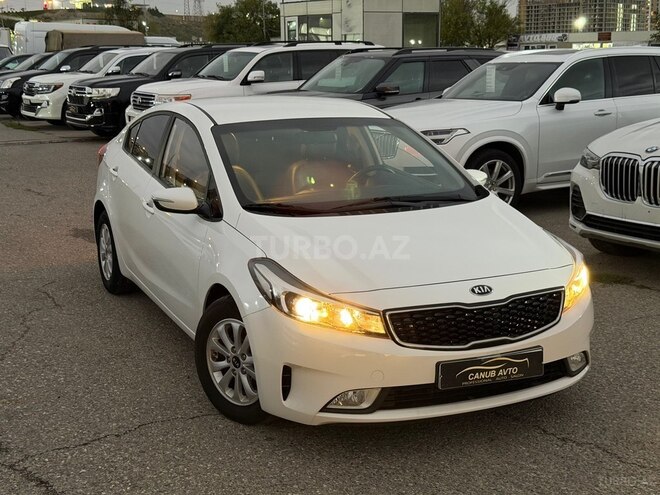 Kia Cerato 2017, 90,000 km - 1.6 л - Bakı