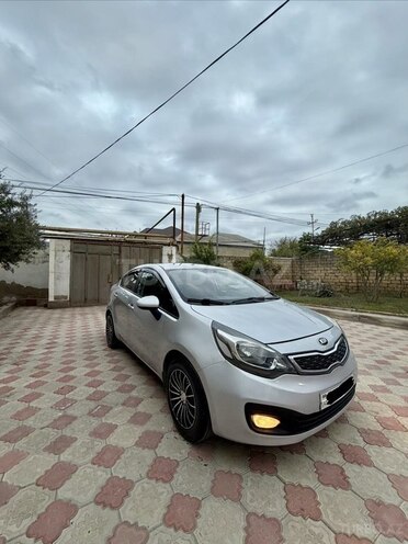 Kia Rio 2014, 237,000 km - 1.4 l - Sumqayıt