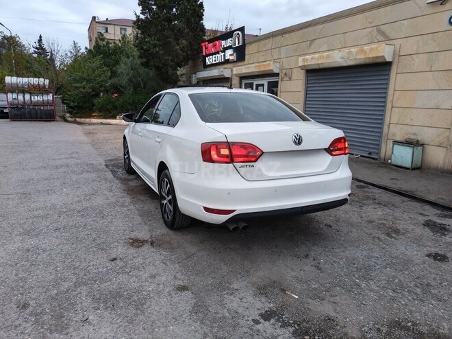 Volkswagen Jetta 2013, 230,000 km - 2.0 l - Sumqayıt