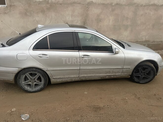 Mercedes C 240 2002, 375,000 km - 2.6 л - Bakı