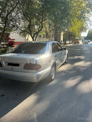 Mercedes E 200 1997, 280,000 km - 2.0 l - Mingəçevir