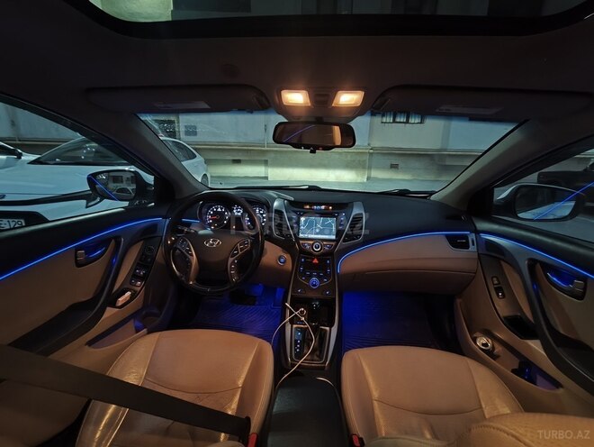 Hyundai Elantra 2015, 163,294 km - 1.8 l - Sumqayıt