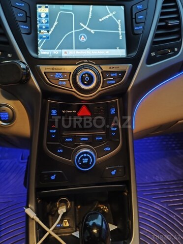Hyundai Elantra 2015, 163,294 km - 1.8 l - Sumqayıt