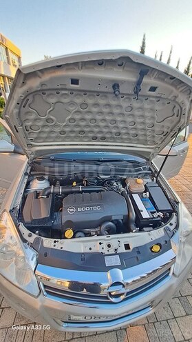 Opel Astra 2006, 287,000 km - 1.3 l - Balakən