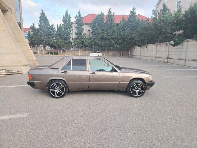 Mercedes 190 1990, 320,000 km - 2.0 l - Bakı