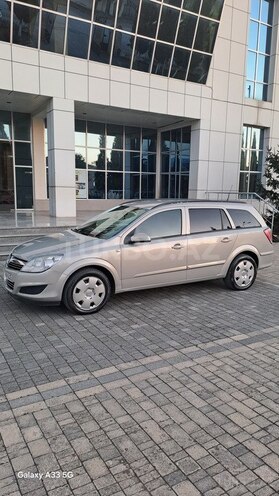 Opel Astra 2006, 287,000 km - 1.3 l - Balakən