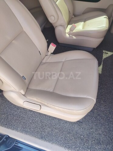 Kia Carnival 2014, 176,000 km - 2.2 л - Bakı