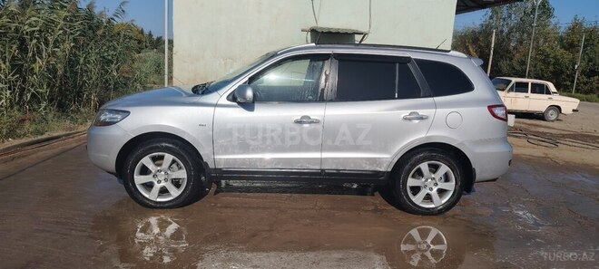 Hyundai Santa Fe 2009, 230,000 km - 2.0 l - Saatlı