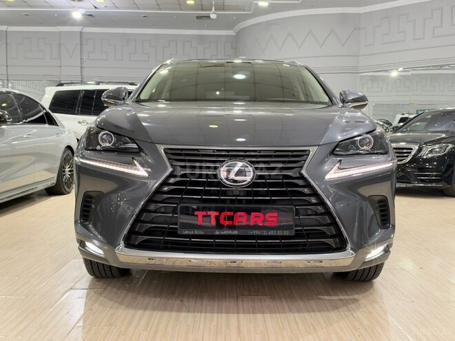 Lexus NX 300 2019, 32,600 km - 2.0 l - Bakı