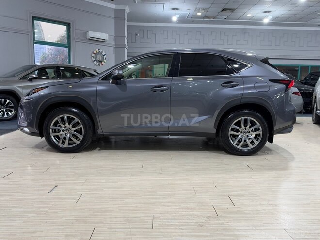 Lexus NX 300 2019, 32,600 km - 2.0 l - Bakı