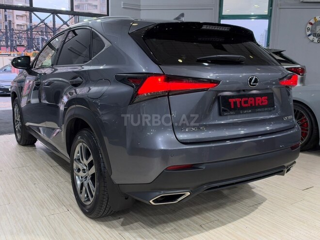 Lexus NX 300 2019, 32,600 km - 2.0 l - Bakı