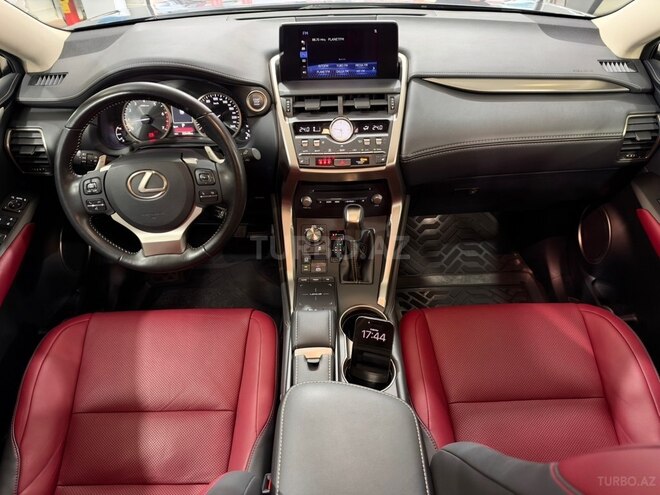 Lexus NX 300 2019, 32,600 km - 2.0 l - Bakı