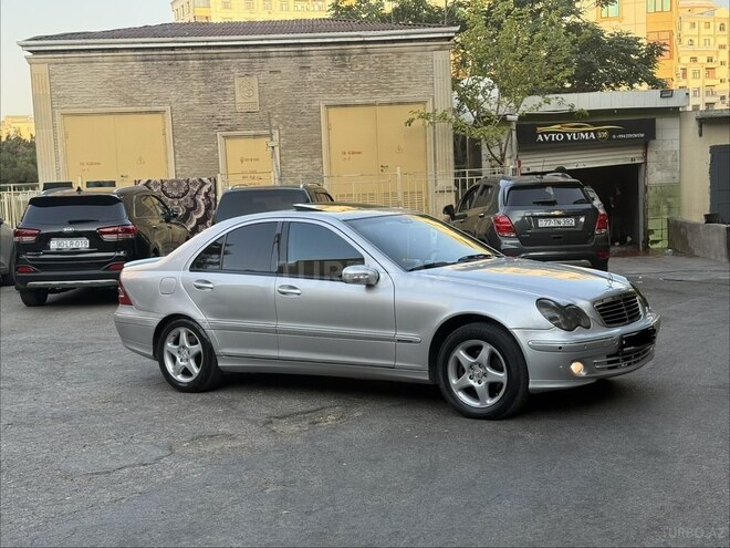 Mercedes C 200 2001, 245,450 km - 2.0 л - Bakı
