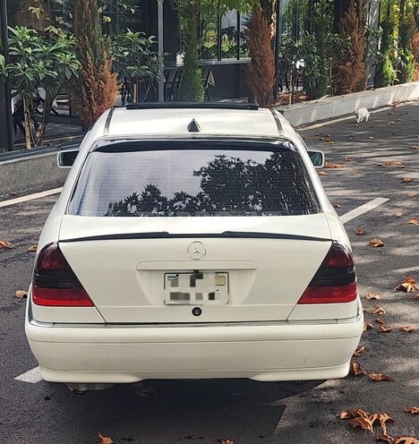 Mercedes C 230 1998, 298,000 km - 2.3 l - Şamaxı