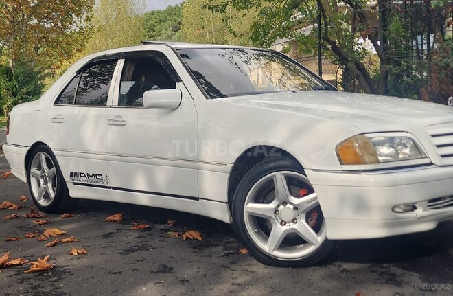 Mercedes C 230 1998, 298,000 km - 2.3 l - Şamaxı