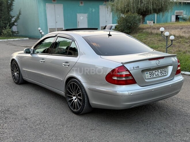 Mercedes E 240 2002, 398,000 km - 2.6 l - Qazax