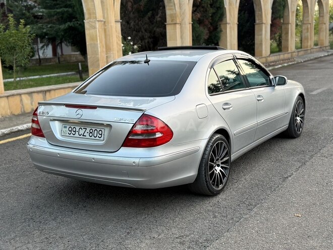 Mercedes E 240 2002, 398,000 km - 2.6 l - Qazax