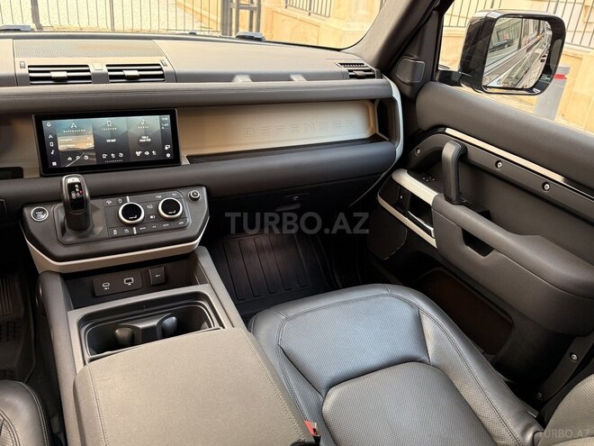 Land Rover Defender 2022, 49,000 km - 2.0 л - Bakı