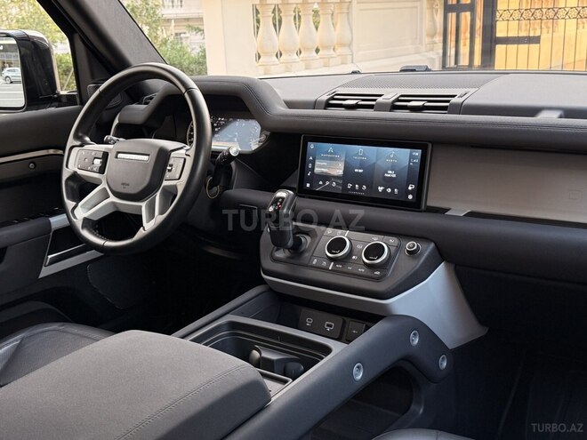 Land Rover Defender 2022, 49,000 km - 2.0 л - Bakı