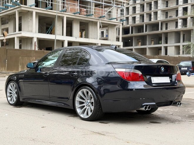 BMW 525 2004, 290,000 km - 2.5 l - Bakı
