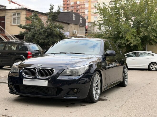 BMW 525 2004, 290,000 km - 2.5 l - Bakı