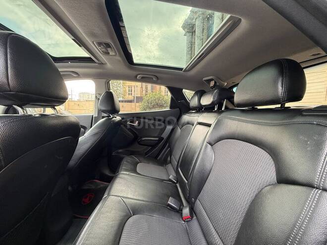 Hyundai ix35 2011, 200,000 km - 2.0 l - Bakı