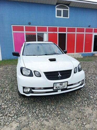 Mitsubishi Airtrek 2002, 334,000 km - 2.0 l - Masallı