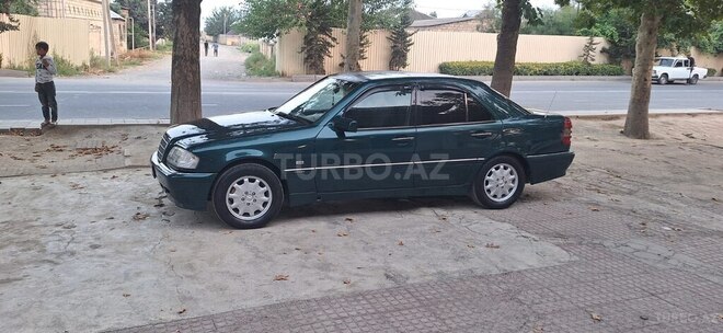 Mercedes C 280 1996, 270,517 km - 2.8 l - Yevlax