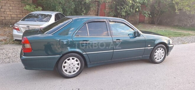 Mercedes C 280 1996, 270,517 km - 2.8 l - Yevlax
