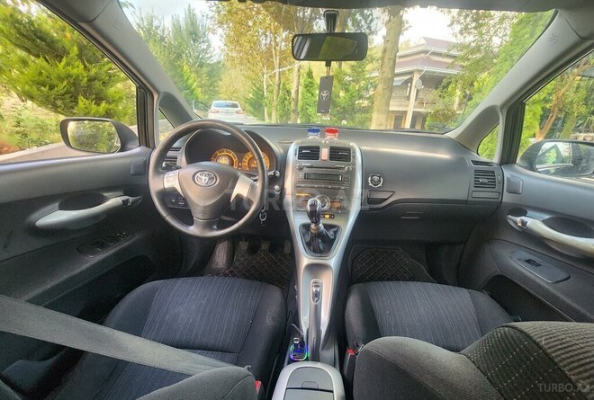 Toyota Auris 2007, 800,000 km - 1.4 л - Şamaxı