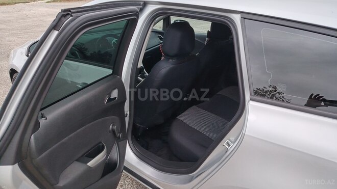 Opel Astra 2011, 238,000 km - 1.4 л - Qusar