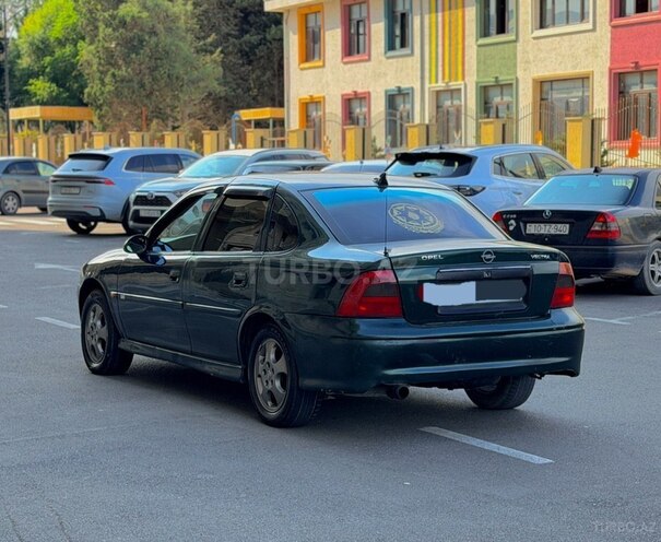 Opel Vectra 2000, 350,000 km - 1.6 l - Bakı