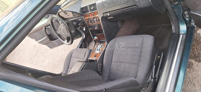 Mercedes C 280 1996, 270,517 km - 2.8 l - Yevlax
