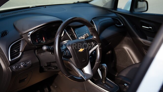Chevrolet Trax 2018, 240,000 km - 1.8 l - Bakı
