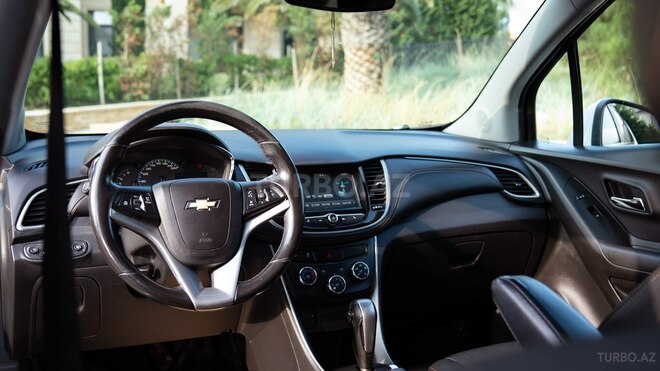 Chevrolet Trax 2018, 240,000 km - 1.8 l - Bakı