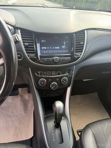 Chevrolet Trax 2018, 240,000 km - 1.8 l - Bakı