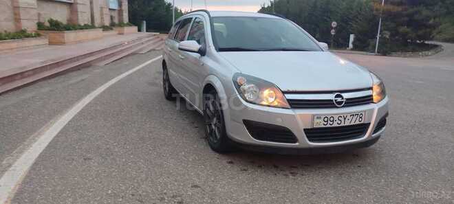 Opel Astra 2005, 325,000 km - 1.6 l - Quba