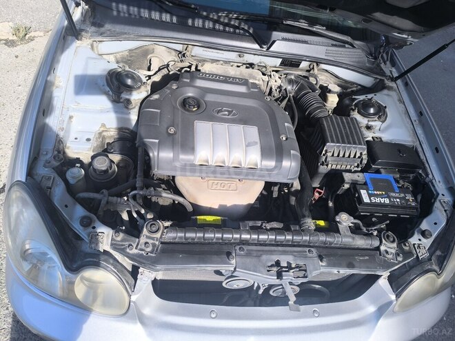 Hyundai Sonata 2004, 325,150 km - 2.0 l - Bakı