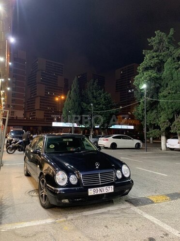 Mercedes E 280 1999, 350,000 km - 2.8 л - Bakı