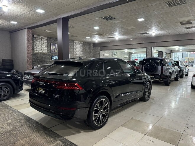 Audi Q8 2022, 85,000 km - 3.0 l - Bakı