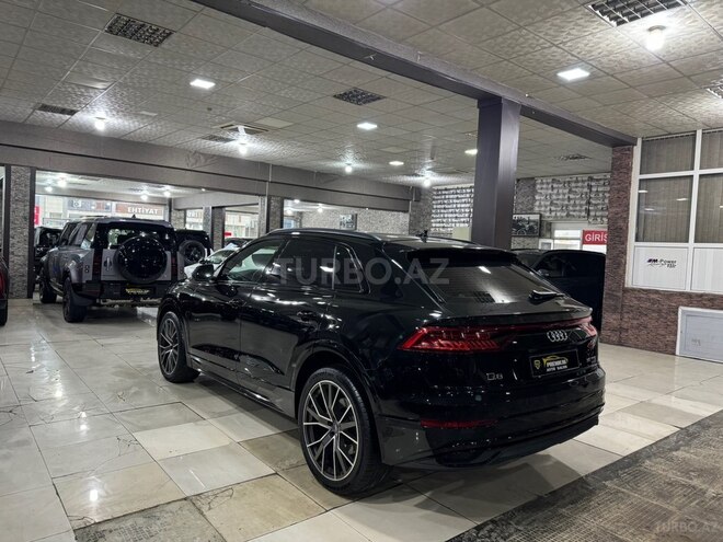 Audi Q8 2022, 85,000 km - 3.0 l - Bakı