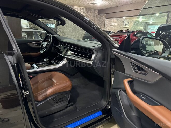 Audi Q8 2022, 85,000 km - 3.0 l - Bakı