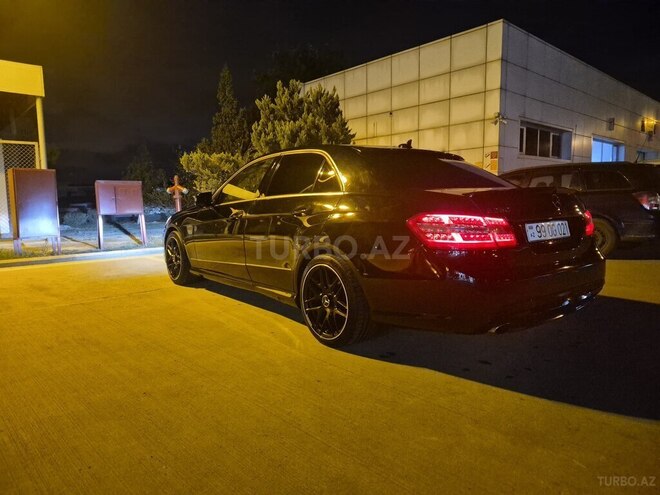 Mercedes E 250 2011, 241,453 km - 1.8 л - Bakı