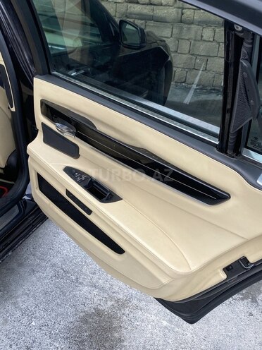 BMW 750 2010, 299,000 km - 4.4 l - Bakı